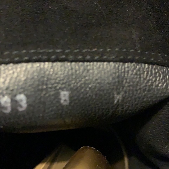 Stuart Weitzman Black suede womenβs Reserve over the knee boot 8 Wide wβ¦ - Picture 15 of 15